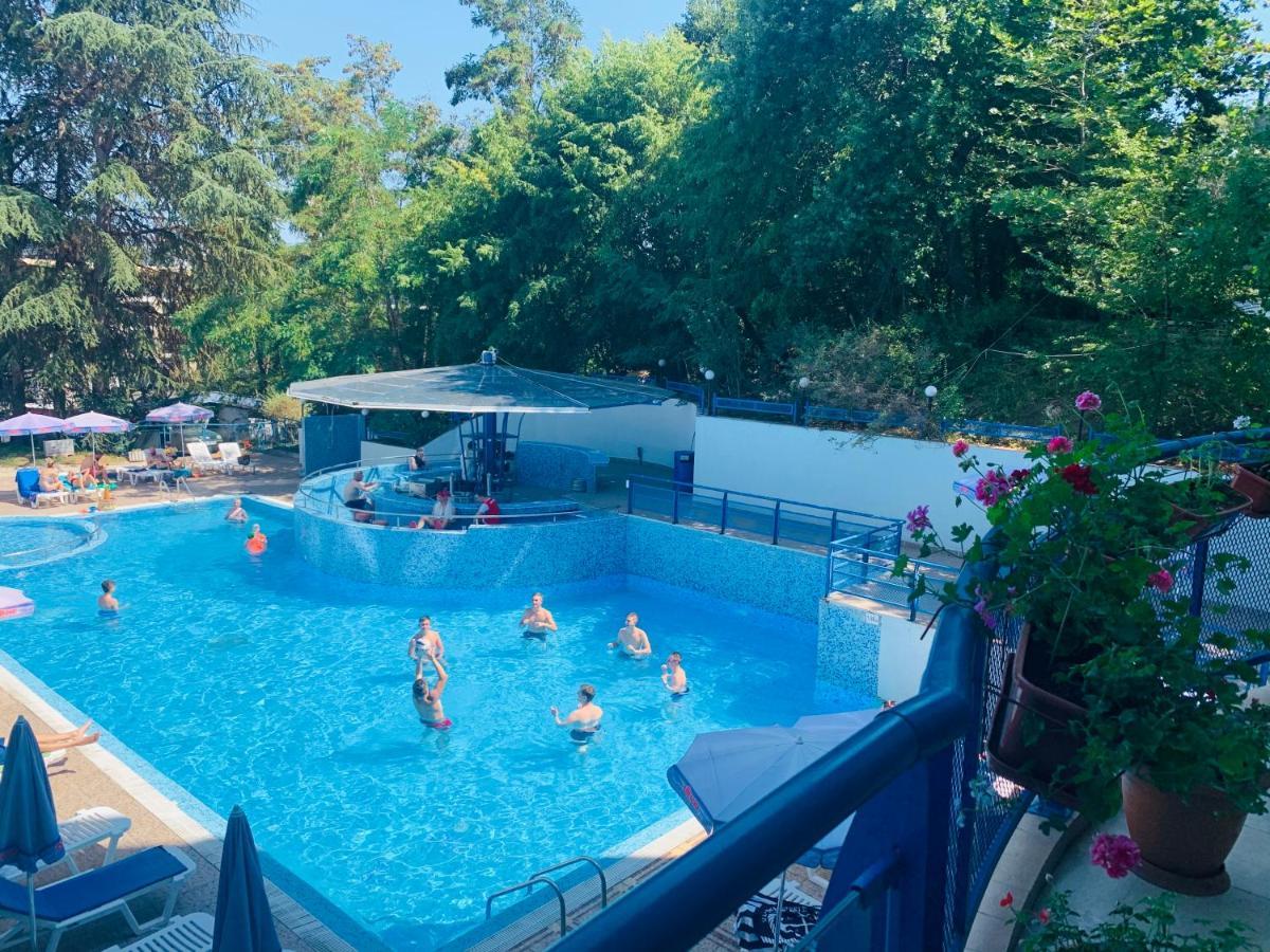 Aphrodite Hotel (Adults Only) Golden Sands Bagian luar foto