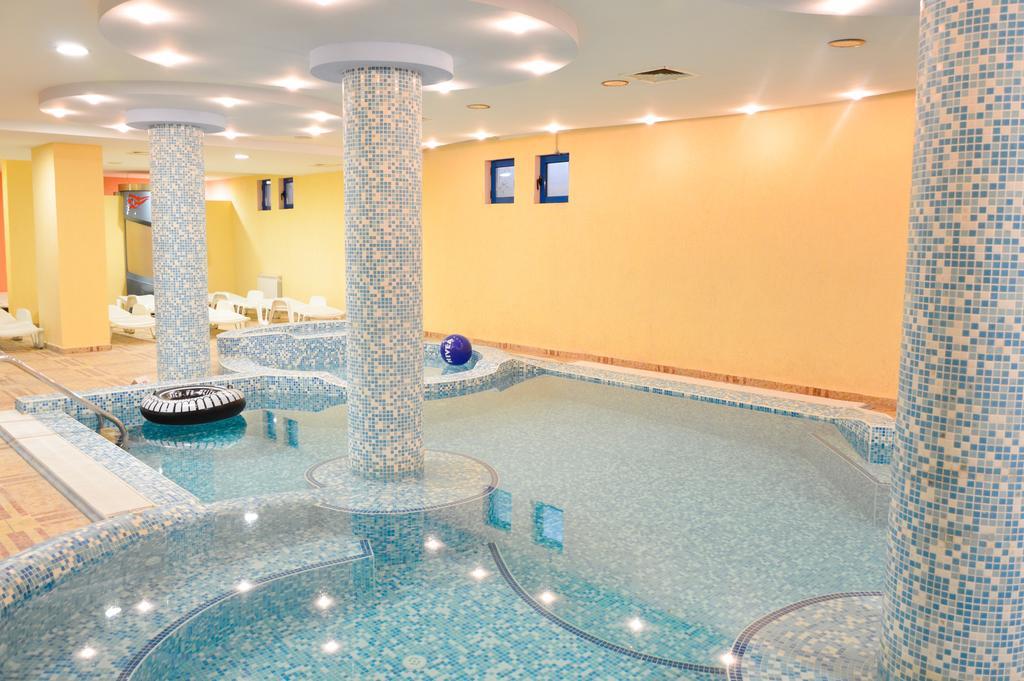 Aphrodite Hotel (Adults Only) Golden Sands Bagian luar foto