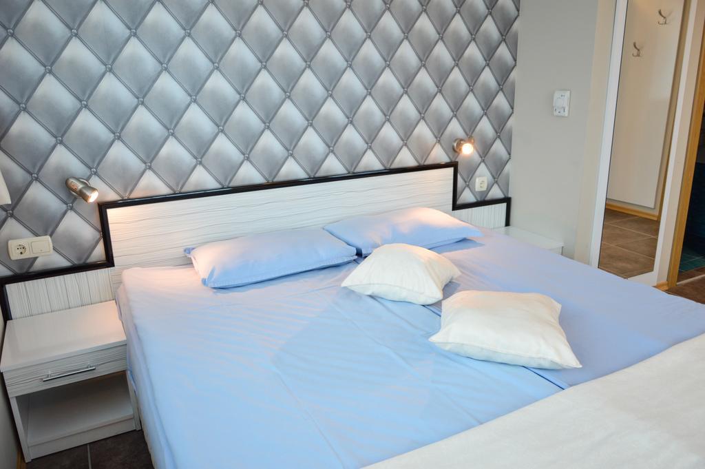 Aphrodite Hotel (Adults Only) Golden Sands Bagian luar foto