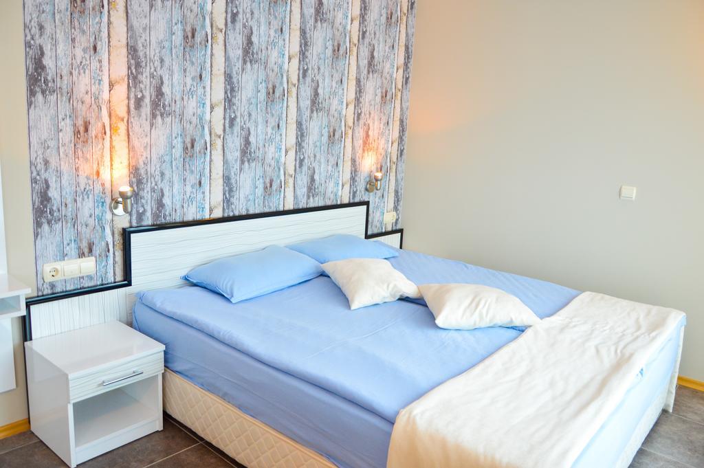 Aphrodite Hotel (Adults Only) Golden Sands Bagian luar foto
